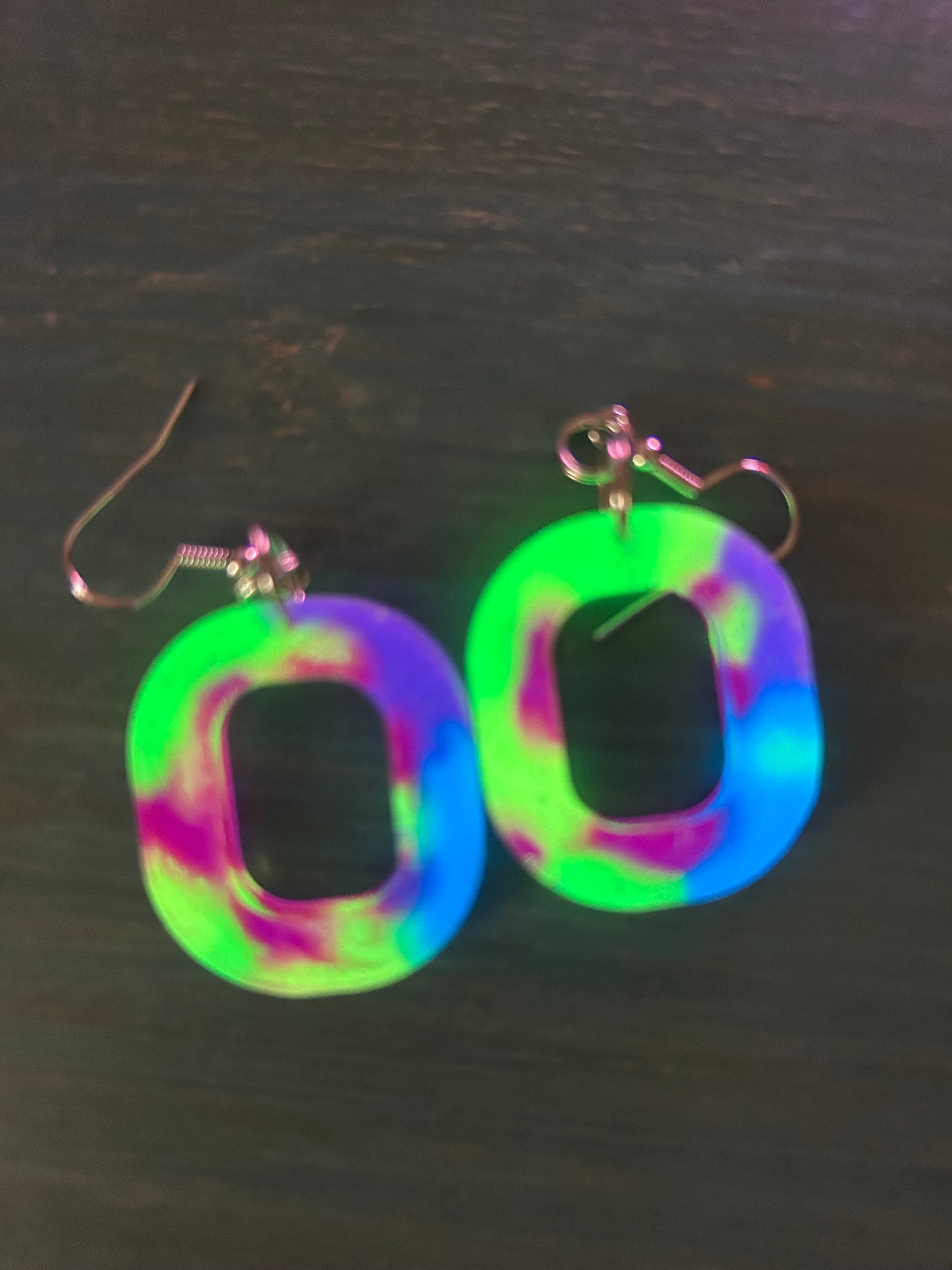 Glow in the dark-Cosmic Tie-Dye Glow Hoops