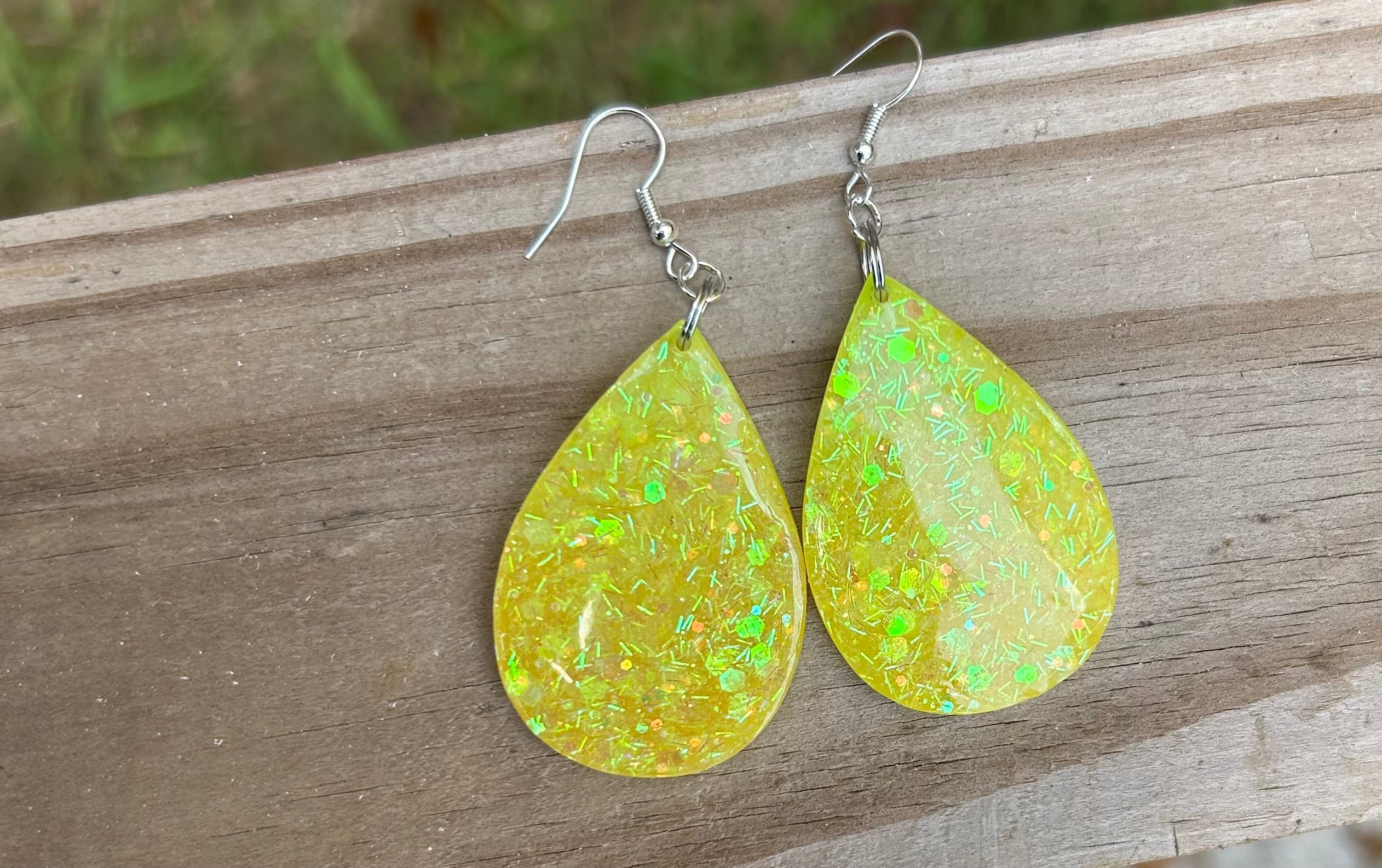 Glow in the dark- lemon drop glow earrings