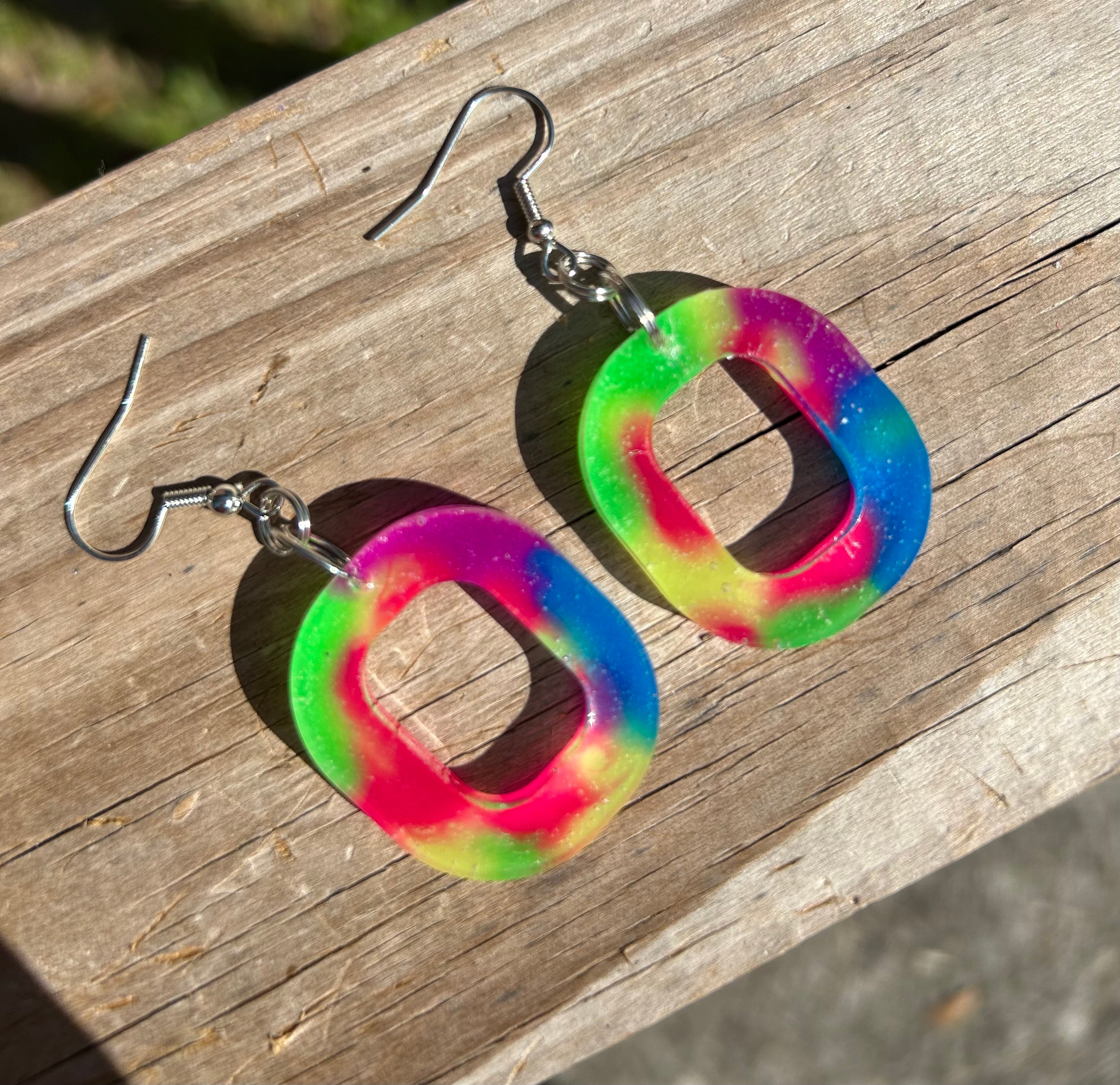 Glow in the dark-Cosmic Tie-Dye Glow Hoops