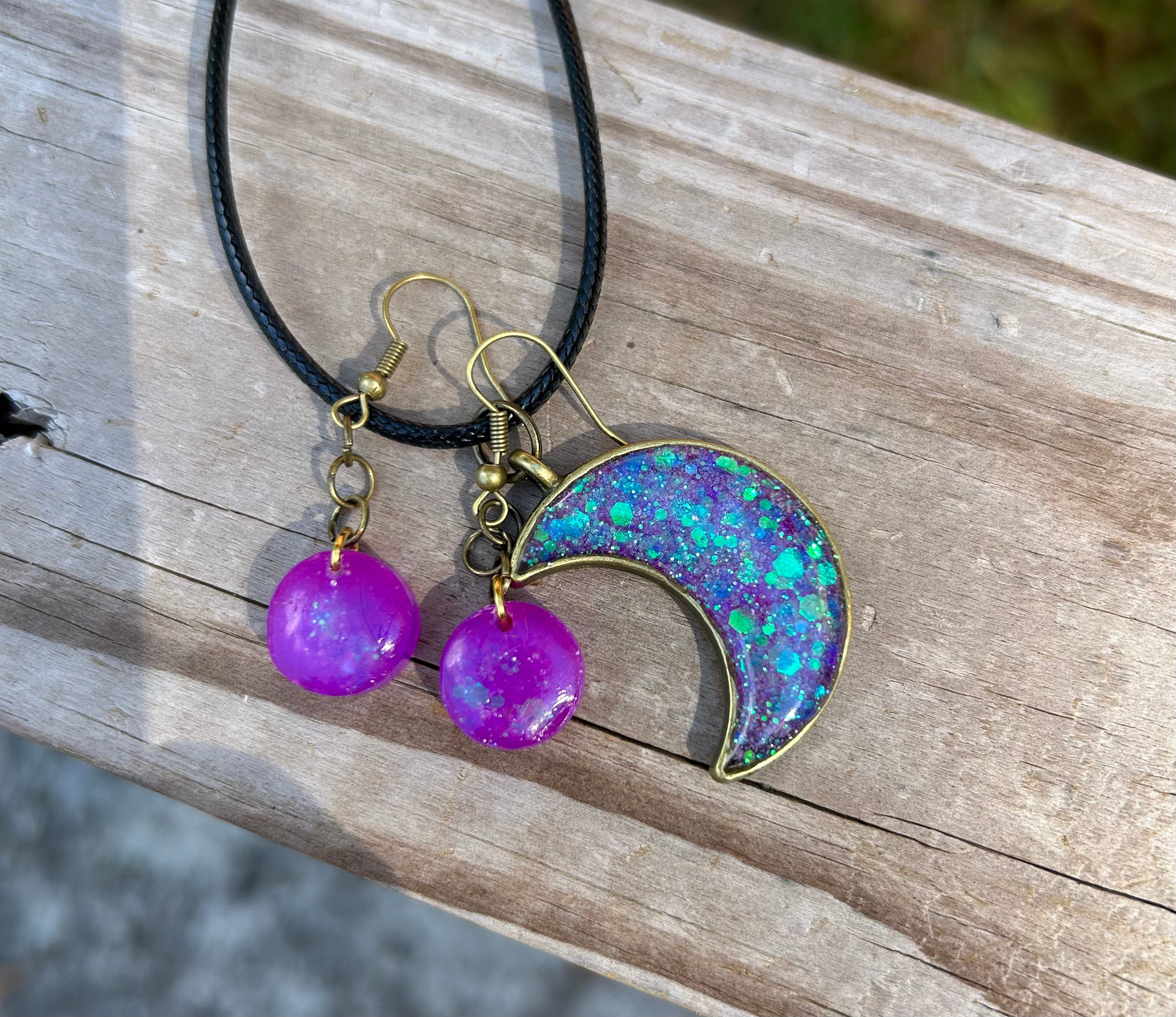 GLOW in the dark- cosmic confetti moon set