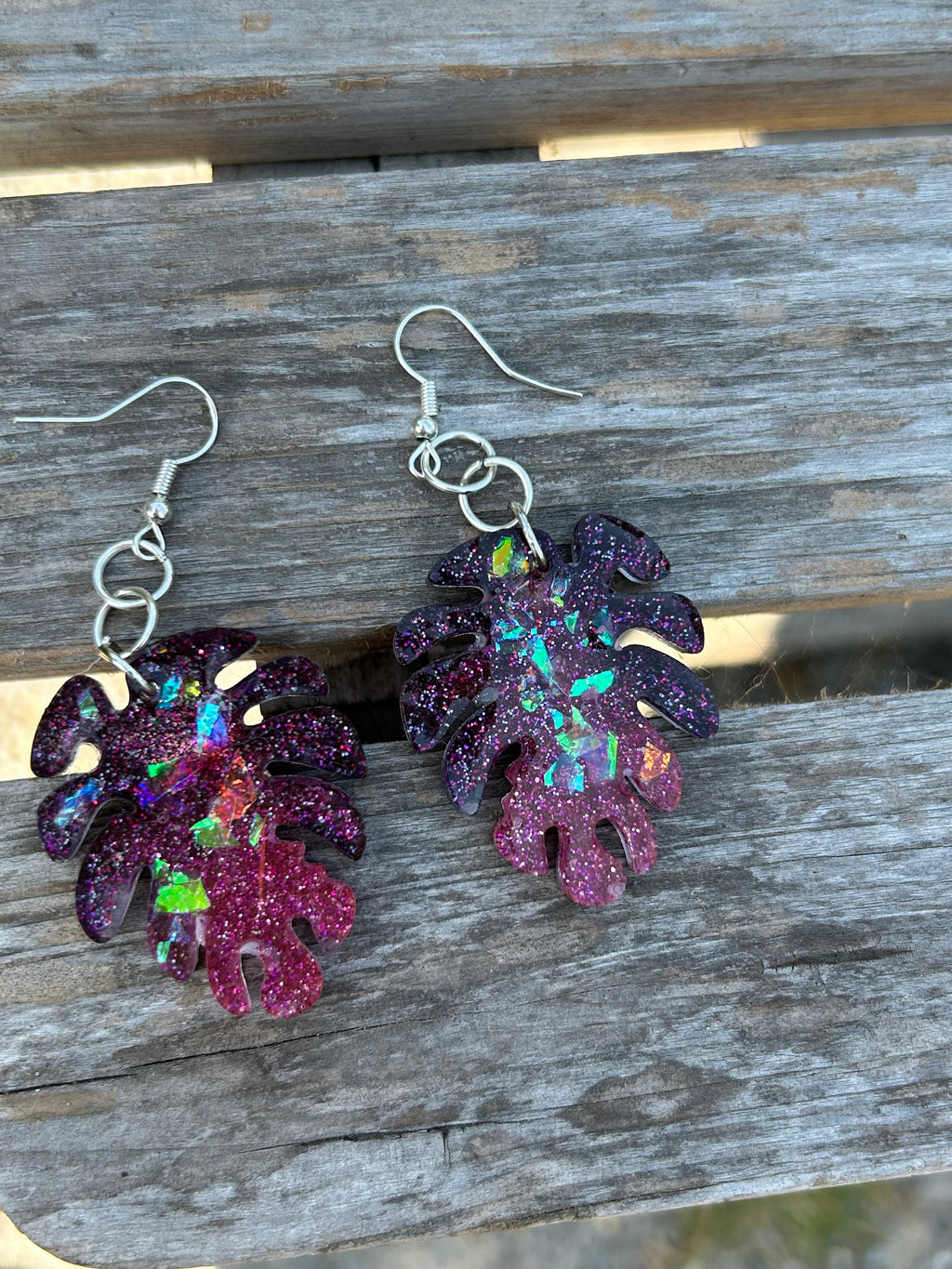 Cosmic clouds set