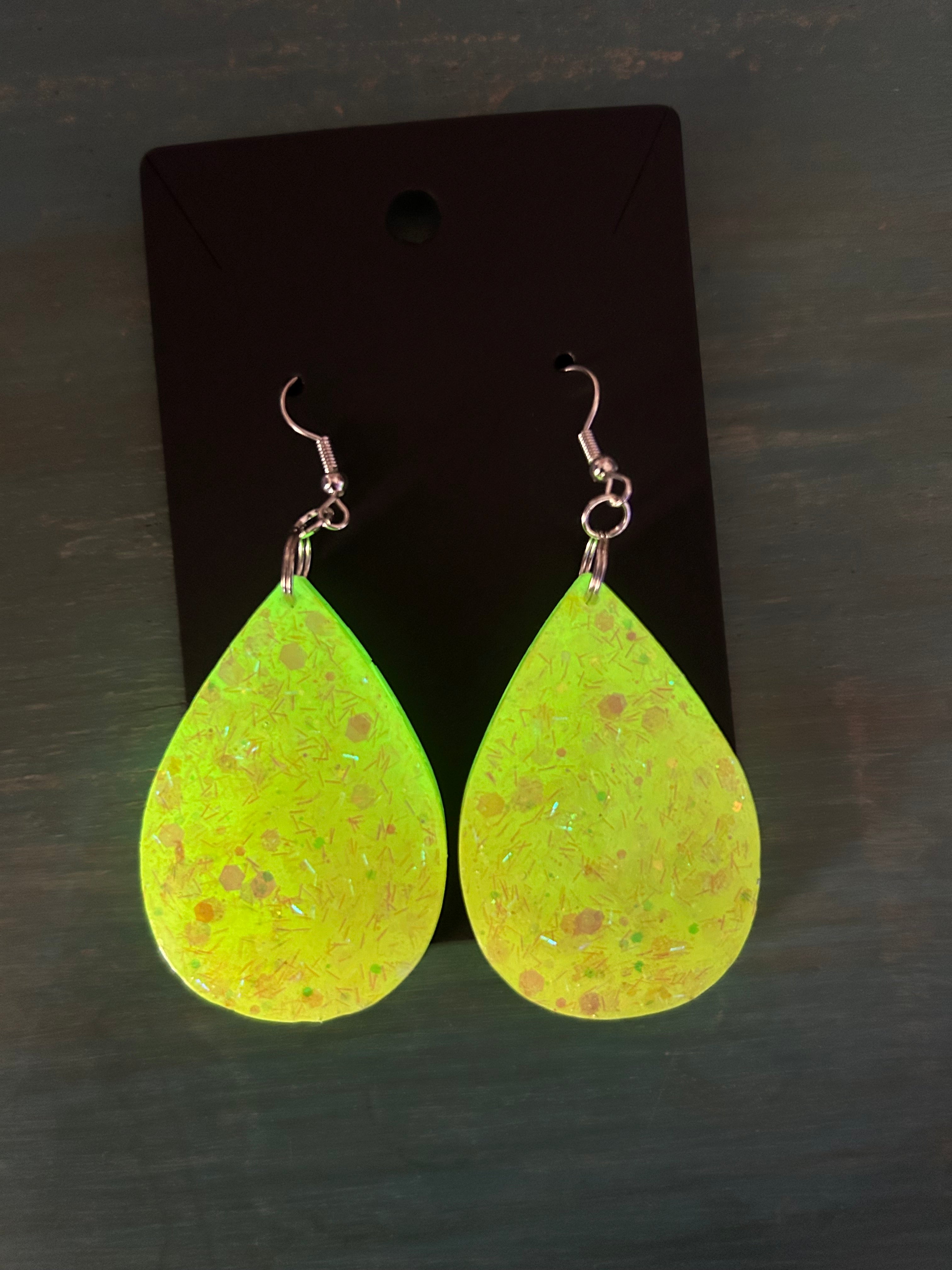 Glow in the dark- lemon drop glow earrings